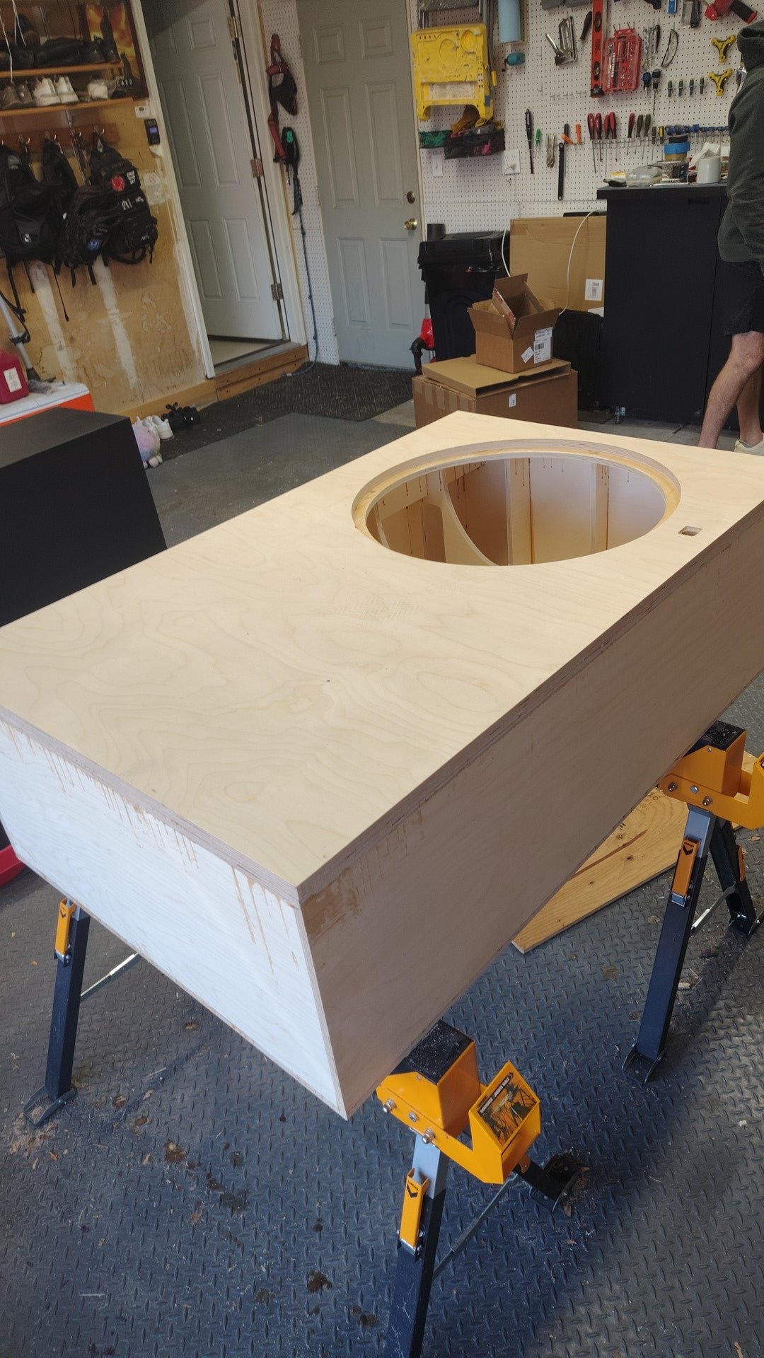 Subwoofer enclosure
